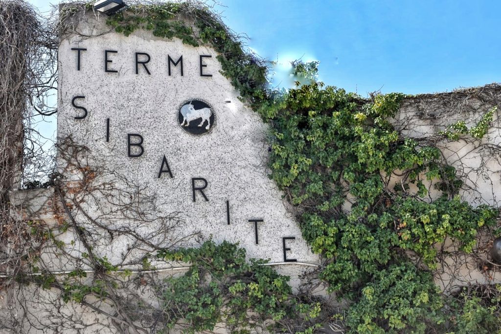 Scritta su muro Terme Sibarite